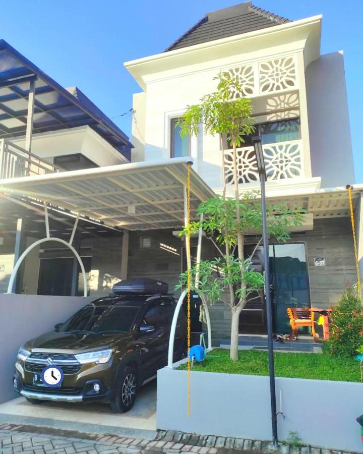 Family Villa Syariah C-37 Batu Batu  Εξωτερικό φωτογραφία